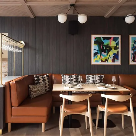 Zanzibar Locke 4* Dublin