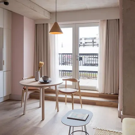 Zanzibar Locke 4* Dublin