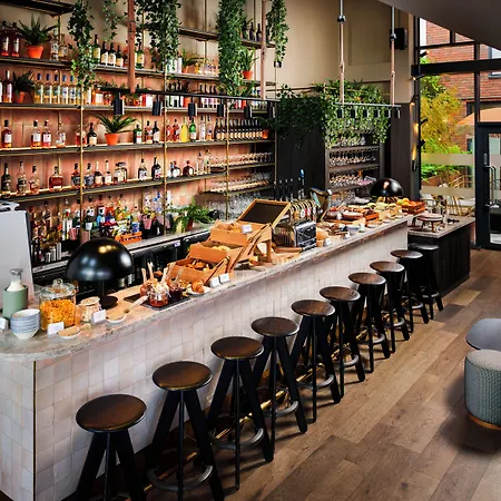 Zanzibar Locke 4* Dublin