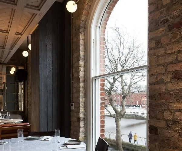 Zanzibar Locke Dublin